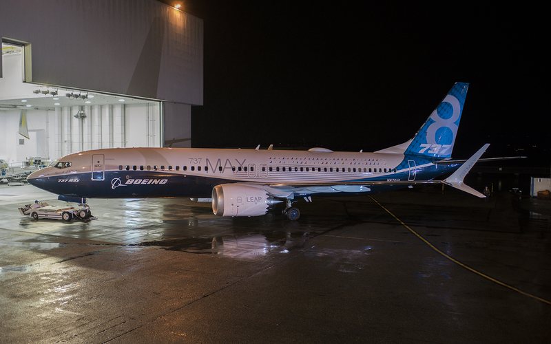 737 MAX 8 foi apresentando ao público em dezembro de 2015 - Boeing