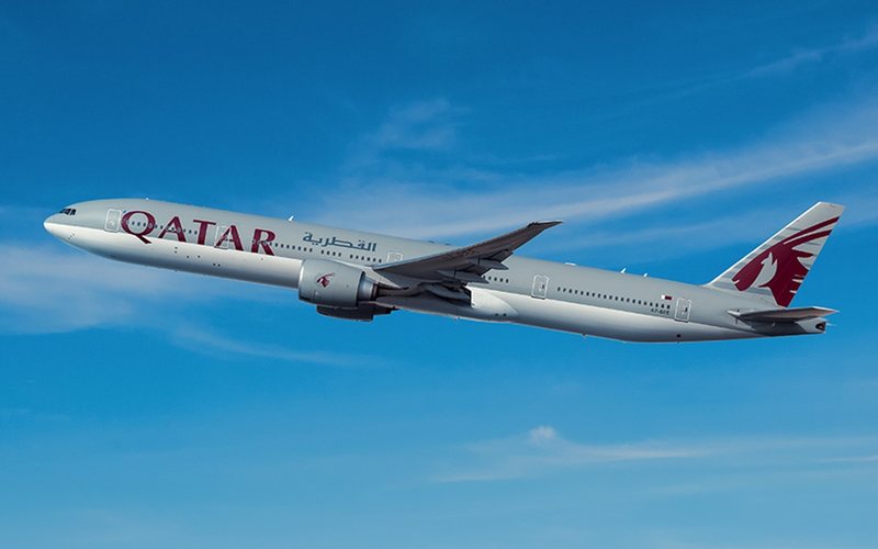 A comissão técnica da CBF e parte dos jogadores embarcaram em um Boeing 777-300ER da Qatar Airways - Divulgação