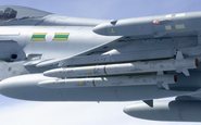 Caças Eurofighter são a espinha dorsal da defesa aérea britânica junto com os stealths F-35 - RAF