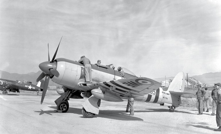 Hawker Sea Fury (e Fury)