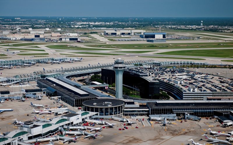 Passageiros de aeroportos menores estão tendo que se deslocar para grandes terminais para conseguirem embarcar - Divulgação