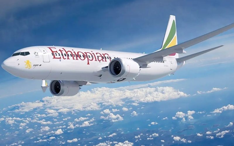 El avión siguió volando solo en base a la programación del piloto automático - Ethiopian Airlines