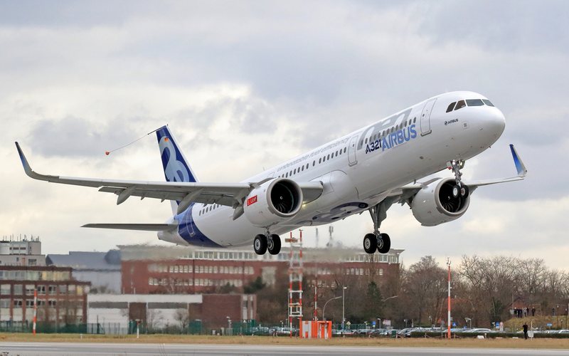 Airbus Realiza Primeiro Voo Com Airbus A Neo