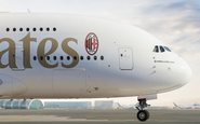 Emirates apresenta A380 com homenagem ao time AC Milan\u003B veja as imagens