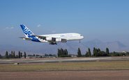 O Airbus A380 durante apresentação na Fidae 2015 - Divulgação