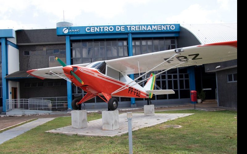 Imagem Centro de Treinamento da ANAC recebe aeronave histórica usada na formação de pilotos