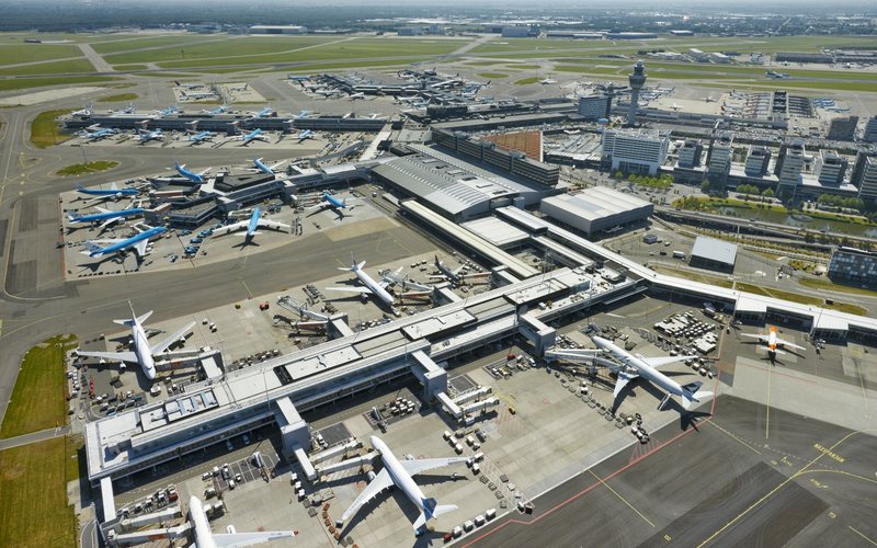 Aeroporto de Schiphol é o quarto maior da Europa - Divulgação