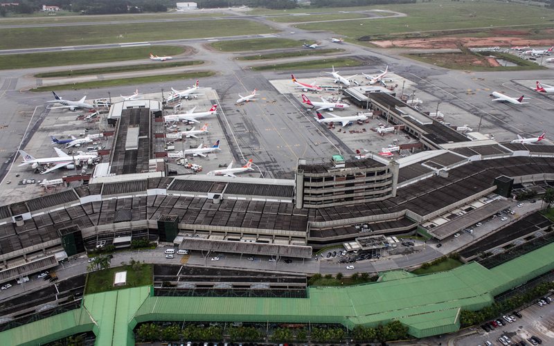A GRU Airport já havia sido notificada e autuada por duas vezes pela ANAC - Divulgação