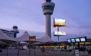 O aeroporto de Schiphol reduziu o atendimento de passageiros em cerca de 15% - Divulgação