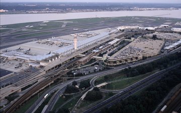 Aeroporto nacional Ronald Reagan (DCA), em Washington - MWAA