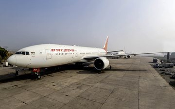 Maior rota atual do 777-200LR é operada pela Air India - Air India