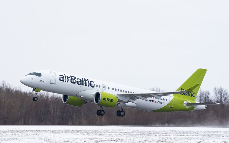 Frota da companhia aérea com sede em Riga é formada exclusivamente pelo A220 - Airbus