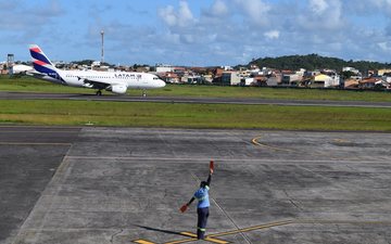 Latam, Gol e Azul irão aumentar a oferta de assentos em voos para Ilhéus - Socicam