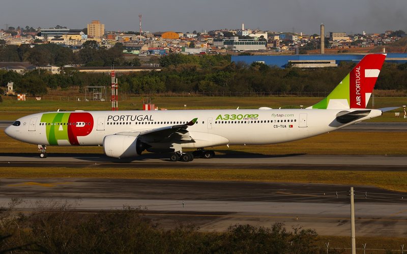 A companhia aérea também fará ampliação na oferta de assentos em oito capitais até julho - Guilherme Amâncio