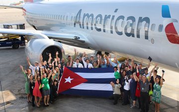 A American Airlines (foto) e a JetBlue ofertarão 14 voos semanais a mais para Havana - Divulgação