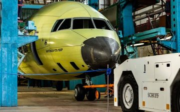 Imagem Antonov conclui a montagem da fuselagem do cargueiro rival do C-390