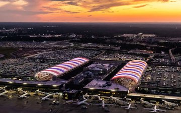 Atlanta é o maior aeroporto do mundo em movimento de passageiros e aeronaves - Divulgação/Airports Council International