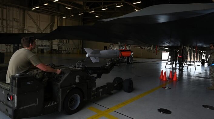 Bomba B61-12 já foi lançada a partir de caça furtivo F-35A - USAF