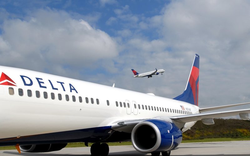 As aeronaves ganharão novos assentos na Primeira Classe, além da instalação de novos monitores em outras cabines - Delta Air Lines/Divulgação