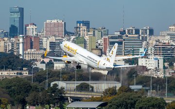 A Flybondi voa da capital argentina para três capitais brasileiras - Martín Romero