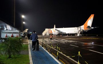 Boeing 737-800 da Gol em Chapecó