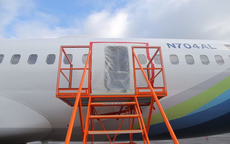 Companhia aérea ofereceu o equivalente a R$ 7.000 em compensação a cada um dos 171 passageiros - NTSB