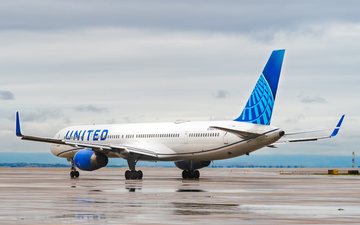 O piloto, que não teve a identidade divulgada, faria um voo para os EUA em um Boeing 757 - United Airlines/Divulgação