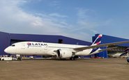 Latam inicia renovação do Boeing 787