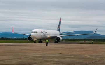 Latam Cargo supera 1 mil toneladas de carga da Europa para Florianópolis e amplia rotas e estrutura no Brasil com voos de Miami e Frankfurt - Latam Brasil/Divulgação