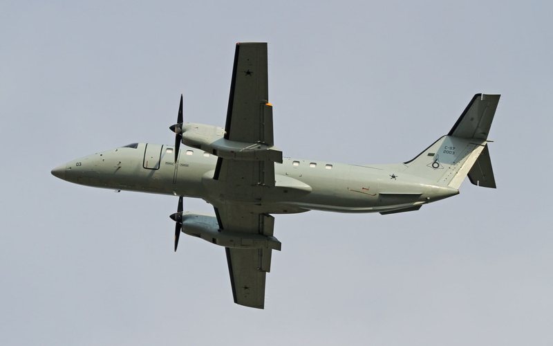 Atualização inclui novos sistemas de navegação por GPS, PFDs e MFDs, com as primeiras aeronaves sendo modernizadas nos Estados Unidos por militares brasileiros - Marcos Junglas