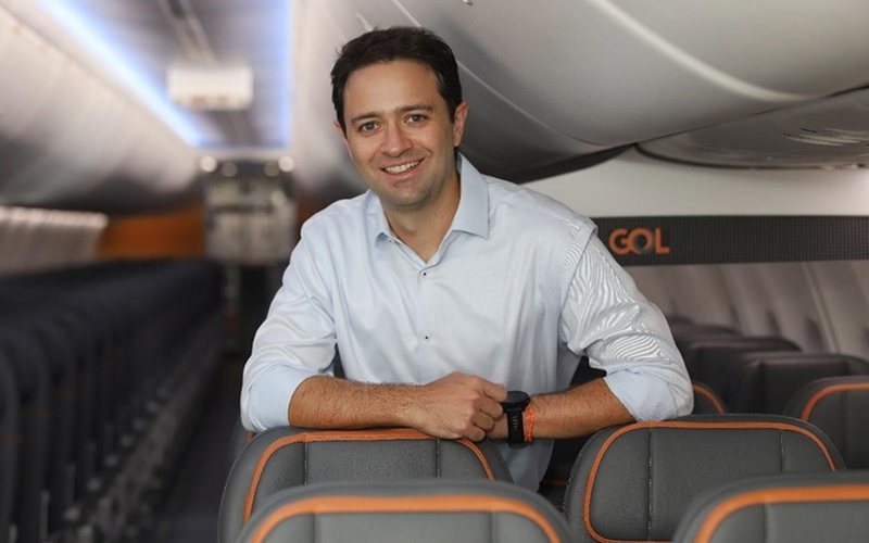 Celso Ferrer começou como estagiário e está na companhia aérea há 17 anos - Gol Linhas Aéreas/Divulgação