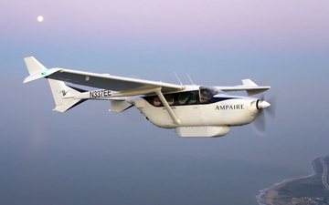 Imagem Avião híbrido-elétrico voou por exatas 12 horas