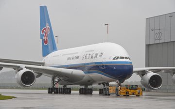 Primeiro A380 chinês foi entregue em 17 de outubro de 2011 - Airbus