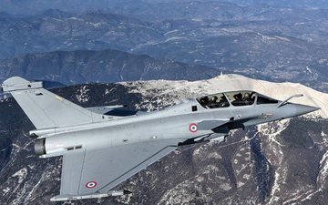 Novo padrão qualifica operação do caça no cenário atual de combate aéreo - Direção Geral de Armamentos da França