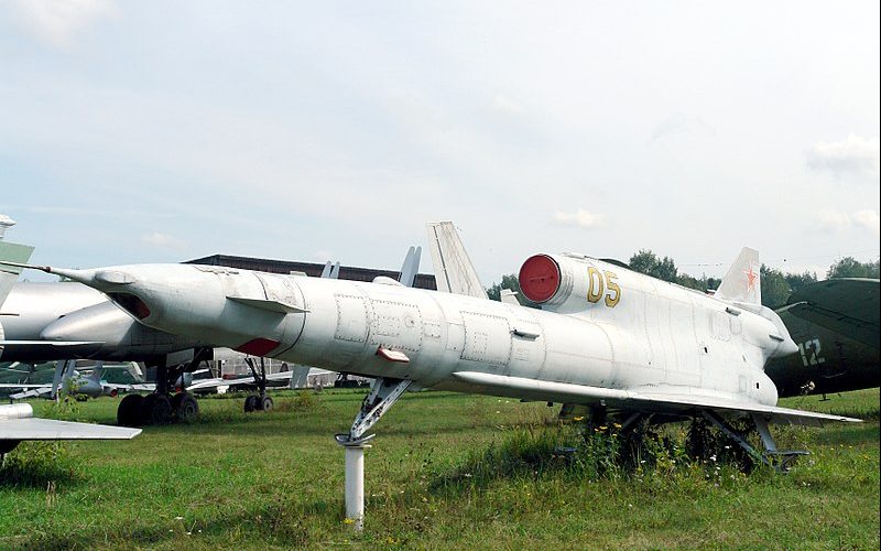 Tu-141 foi bastante utilizado entre 1970 e 1980 pela extinta União Soviética - Via Internet