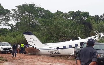 Aeronave matrícula PT-SOG se acidentou em Barcelos, no interior do Amazonas - Reprodução/Redes sociais