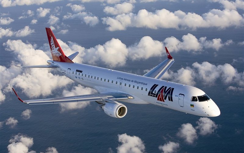 A principal companhia aérea do país, a Mozambique Airlines, passa por uma profunda crise - Embraer/Divulgação
