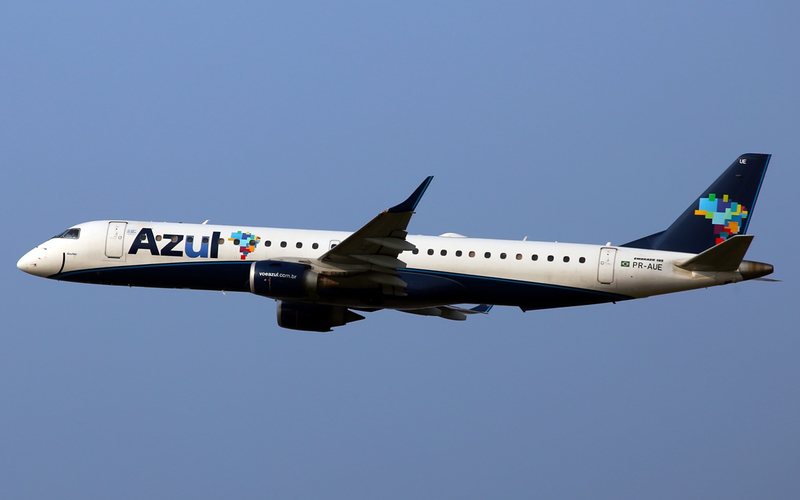 Os voos extras serão feitos pelo Embraer E195, para até 118 passageiros - Luís Neves