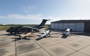 C-390 Millenium, Praetor 600, Phenom 300E e A-29 Super Tucano juntos na fábrica da Embraer em Melbourne, na Flórida - Embraer