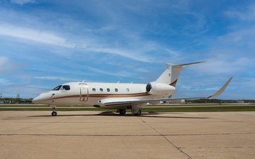 Indústria da aviação de negócios busca formar de reduzir emissões e adotar combustível sustentável - George J. Priester Aviation