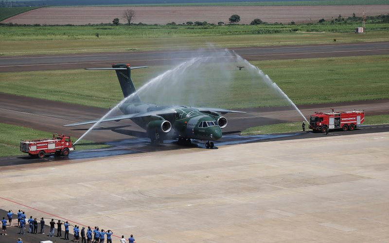 Com mais de 16.300 horas de voo, oKC-390 demonstra capacidade, confiabilidade e eficiência operacional em diversas missões - Embraer/Divulgação