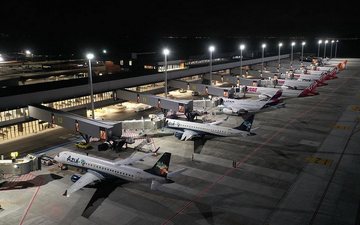 Comunicado do Mpor disse que o valor médio das passagens aéreas nacionais caiu 14,7% em setembro deste ano - Floripa Airport