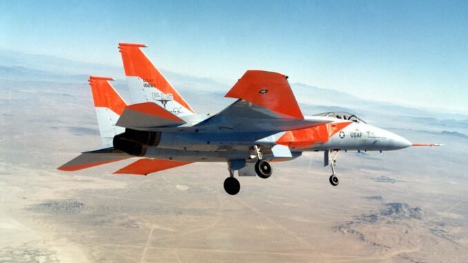 F-15 fue desarrollado para enfrentar a los cazas soviéticos avanzados de la época - USAF