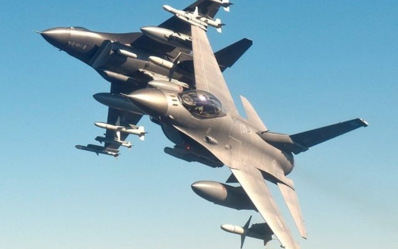 Caso de hoje envolveu o uso do caça F-16 - USAF