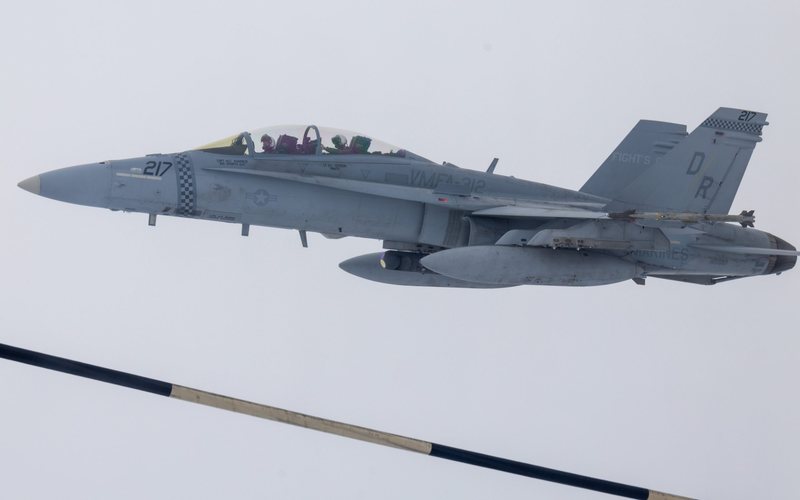 Marines estão substituindo seus antigos F-18 Hornet pelos furtivos F-35B Lightning II - Marines