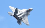 O F-22 Raptor foi o primeiro caça de quinta geração operacional do mundo - Otan