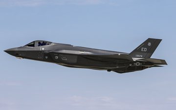 As três variantes do F-35 poderão receber o novo radar AN/APG-85 - Divulgação