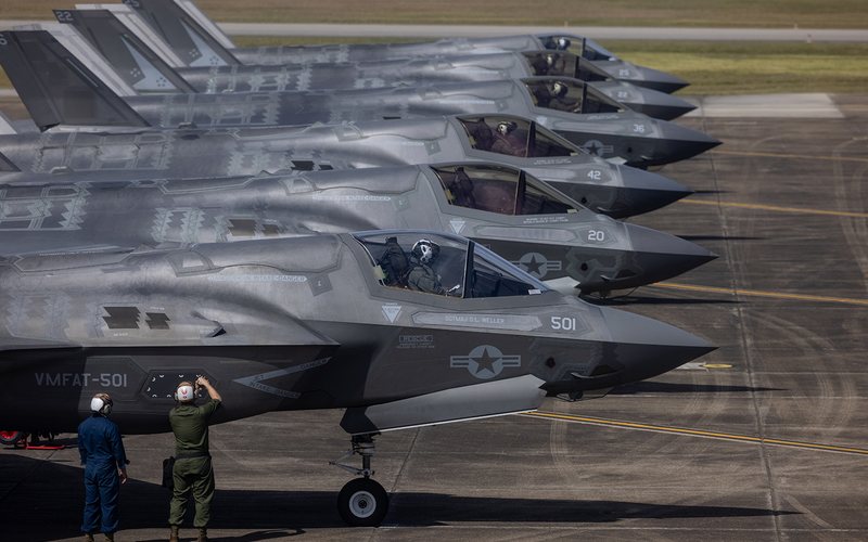Fuzileiros Navais contam com time de demonstração baseado nos F-35B - US Navy