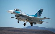 F-16 representa um "adversáio" complicado de se enfrentar - Us Navy