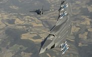 Caças F-35 voa junto com F-16,Tornado e Eurofighter dos demais países - NATO